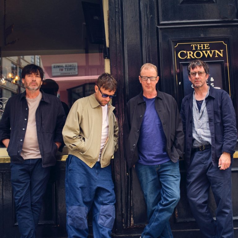  Damon Albarn : 'Regarder le Wham !  documentaire, j'ai réalisé que Graham et moi sommes George et Andrew'
            

