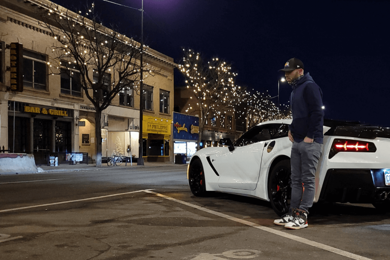 OWE GOD Dropping Jaws avec son single époustouflant, "How You Be"
