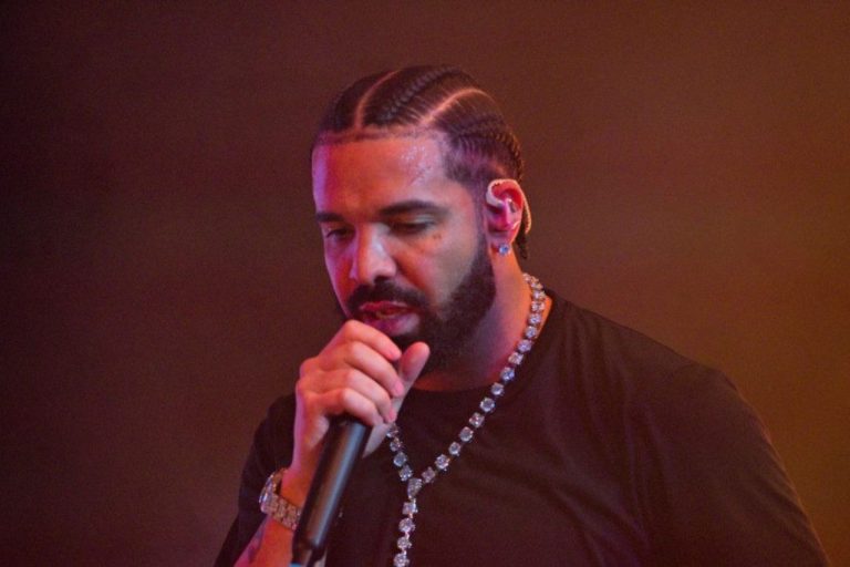 Drake reste ferme : "Je suis à 10 orteils" au milieu des discussions dissidentes de Kendrick Lamar
