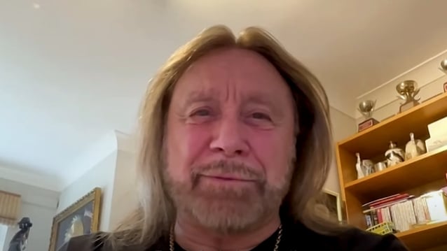 BLABBERMOUTH.NET
