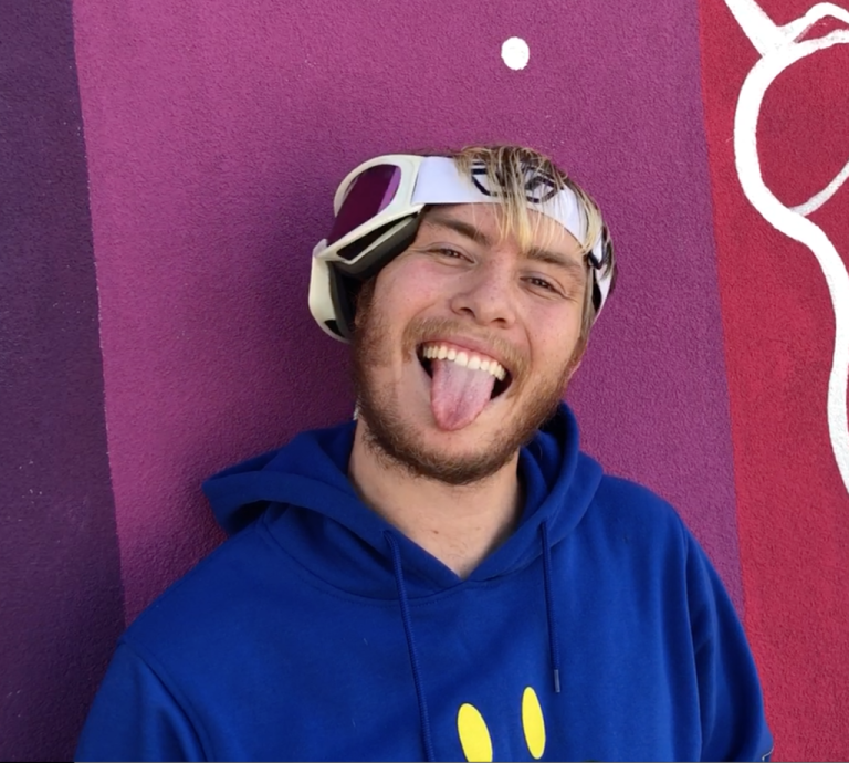 Lil Ugly Sister XXX a sorti probablement le premier album le plus expérimental avec "Kawaii or Die" en vedette
