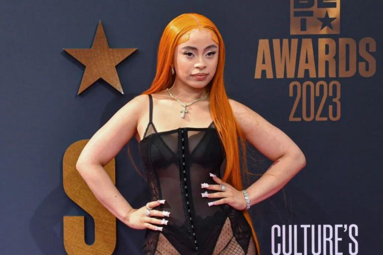  Ice Spice répond de manière ludique aux rumeurs de « Scat Fetish » suscitées par « Ms.  Actualités de référence de Poopie
