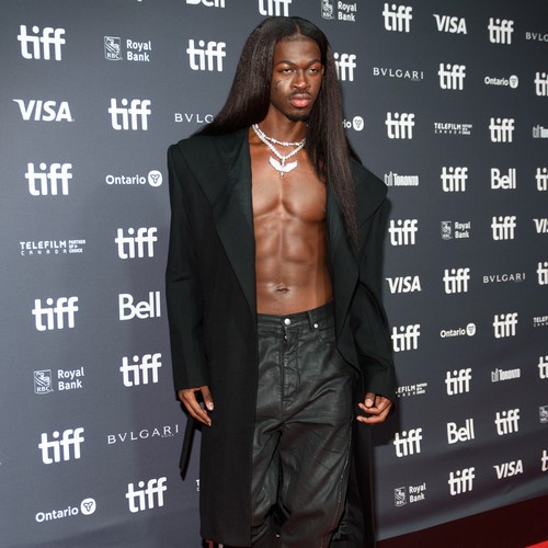 Lil Nas X dévoile la "meilleure chanson de tous les temps"
            

