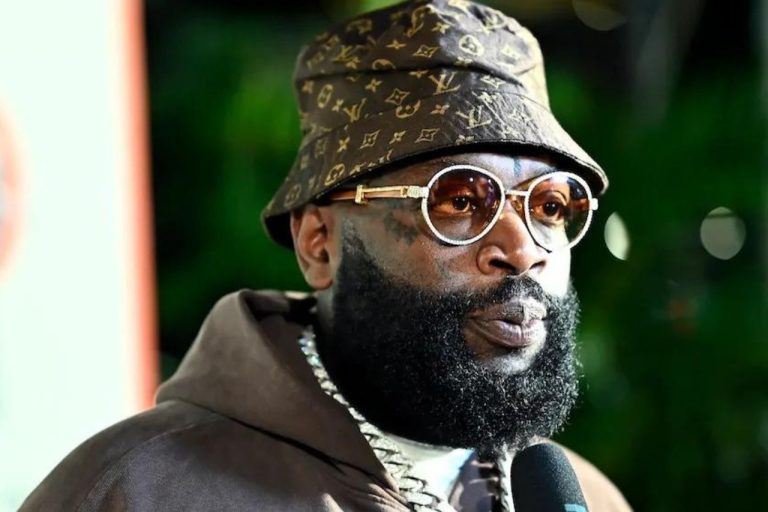 Rick Ross agressé après avoir joué le morceau de Kendrick Lamar contre Drake lors d'un festival de musique canadien
