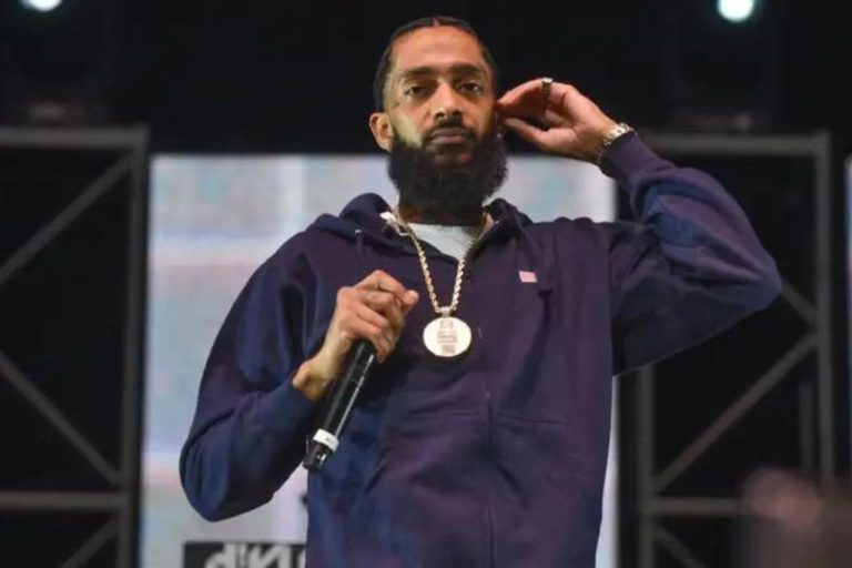Nipsey Hussle honoré par une statue de cire à l'Invest Fest d'Atlanta

