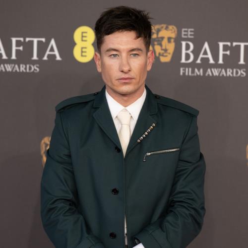 Barry Keoghan célèbre la nouvelle chanson de Sabrina Carpenter au milieu des rumeurs de rupture
            

