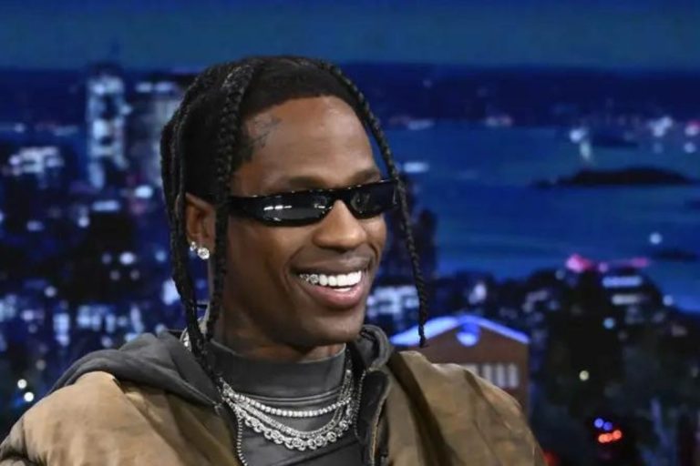 Travis Scott sort la vidéo « Mo City Flexologist » et dévoile les nouvelles de la sortie des DSP
