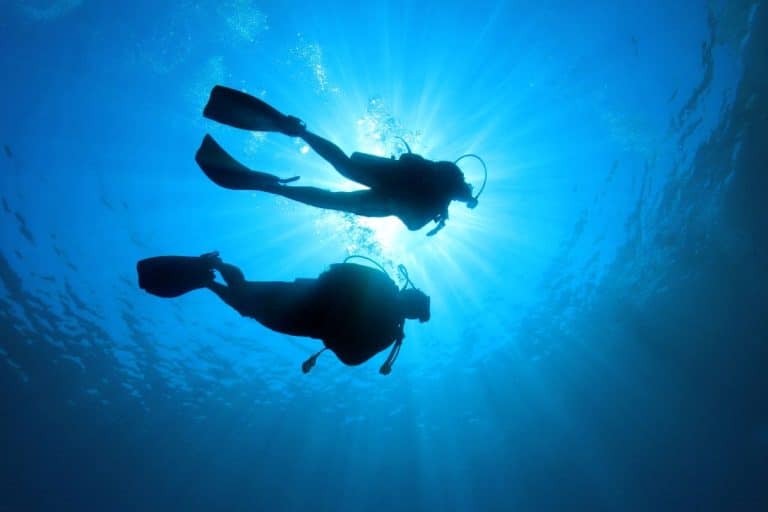 Après avoir battu le record de temps passé sous l&rsquo;eau, cet homme ne veut plus remonter à la surface