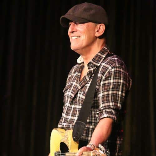 Bruce Springsteen doute l'administration Trump `` corrompue, incompétent ''
            


