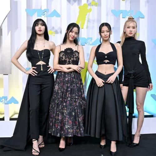 Lisa confirme le nouvel album BlackPink
            

