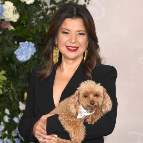 Ana Navarro exhorte Gloria Gaynor à rejeter l'honneur du Kennedy Center de Donald Trump
            

