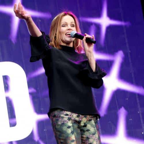 Belinda Carlisle décrit son album Covers Once Upon a Time in Californie en tant que «moment en cercle complet»
            

