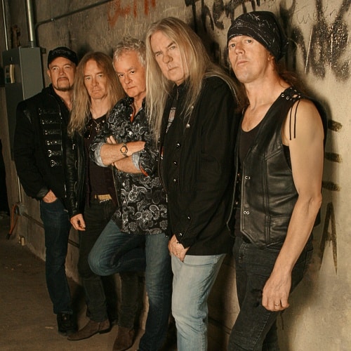 Biff Byford de Saxon annonce le diagnostic du cancer et les dates de tournée reportées
            

