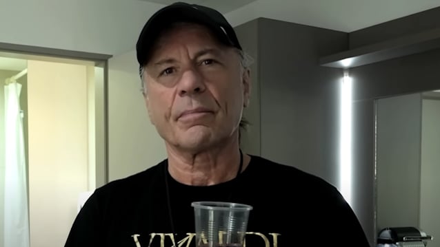 BLABBERMOUTH.NET
