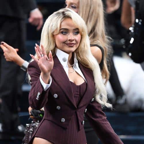 Colman Domingo apparaît dans le drag dans le nouveau clip de Sabrina Carpenter
            

