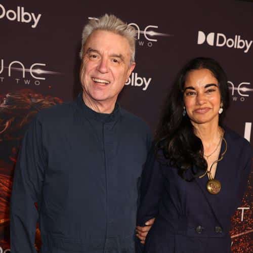 David Byrne a été fiancé à la femme d'affaires Mala Gaonkar
            


