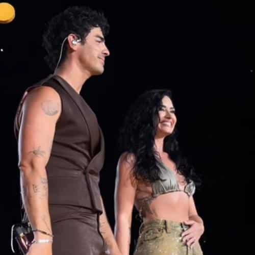 Demi Lovato surprend les fans en retrouvant l'ex Joe Jonas pour duo spécial
            

