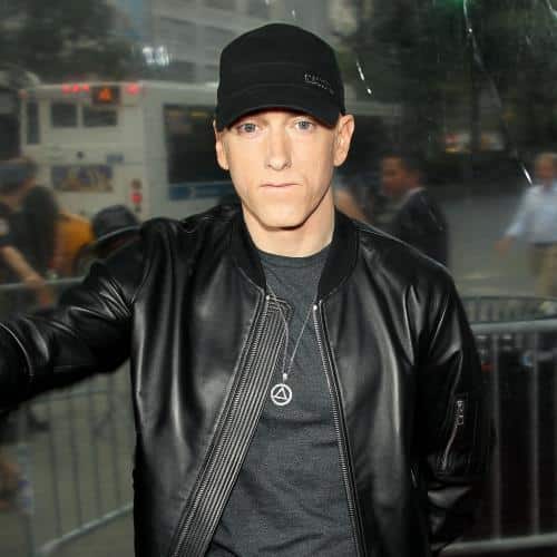 Eminem se souvient de pleurer pour le récit de la fille disparue après une surdose de 2007
            

