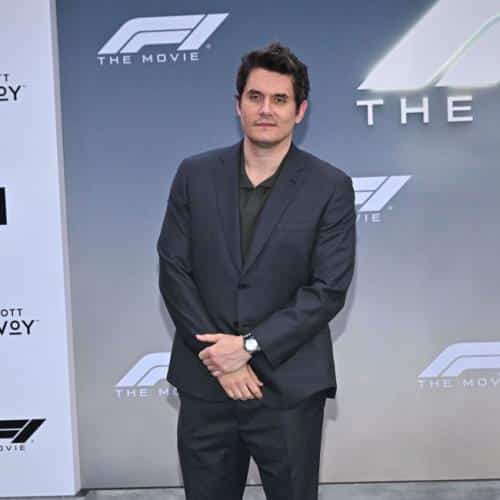 John Mayer «va avec le flux» et ne sait pas quand il sortira son prochain album
            

