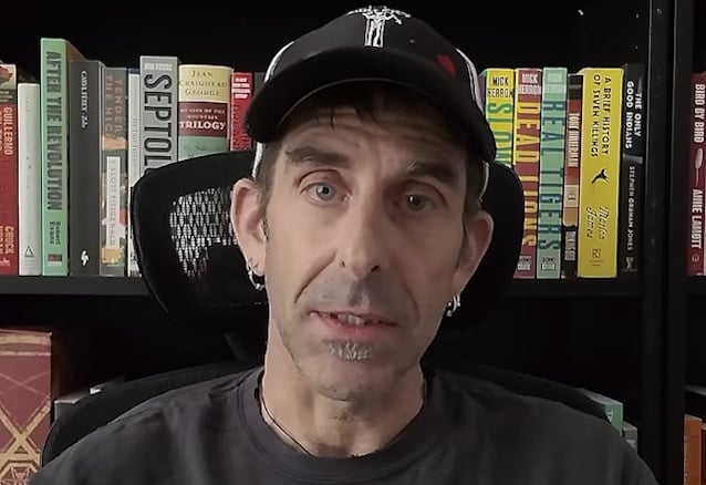 BLABBERMOUTH.NET
