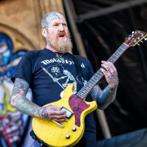 Le co-fondateur de Mastodon, Brent, meurt tragiquement dans un accident de moto à l'âge de 51 ans
            

