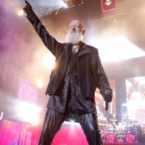 Le rockeur du prêtre de Judas Rob Halford a pleuré pendant des heures après la mort d'Ozzy Osbourne
            

