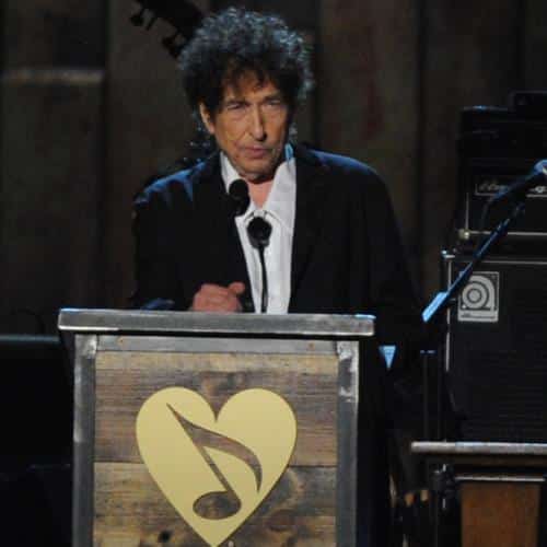 Les accusateurs d'abus sexuels de Bob Dylan ont eu une amende: «odieux et faux»
            

