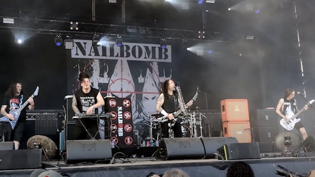 BLABBERMOUTH.NET