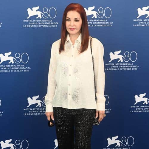 Priscilla Presley Slams 'Shameful and Ridiculous' en lois
            

