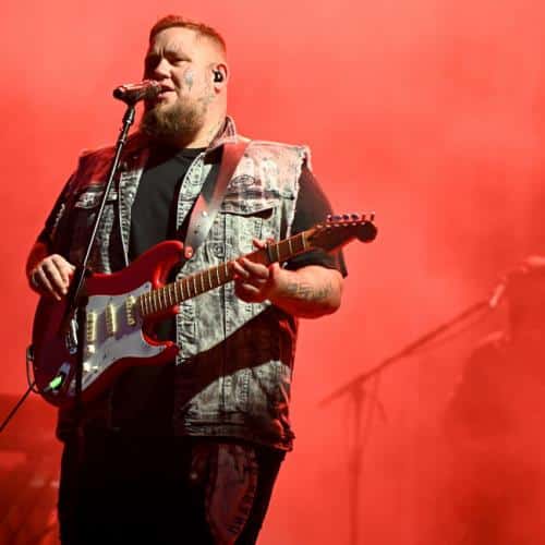 Rag'n'bone Man annule le concert de Lituanie avec des heures à parcourir en raison d'une maladie mystère
            

