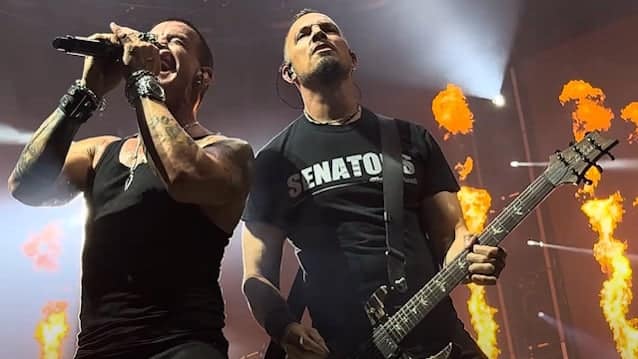 BLABBERMOUTH.NET