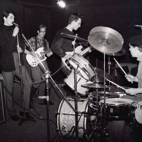 Spandau Ballet Release Lost Track 'Eyes' pour la toute première fois
            

