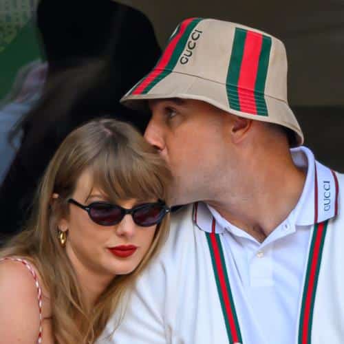 Taylor Swift et Travis Kelce sont engagés
            

