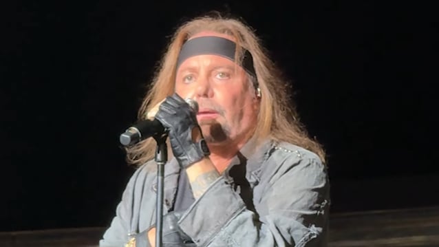BLABBERMOUTH.NET