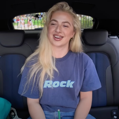 Anaïs Gallagher s'ouvre sur la famille, la dyslexie et la magie unique des fans d'Oasis
            

