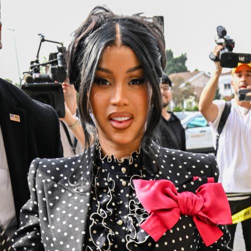 Cardi B explique pourquoi elle a refusé le spectacle de mi-temps du Super Bowl
            

