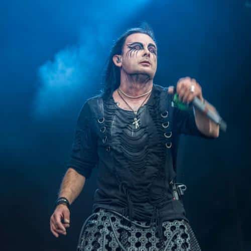 Cradle of Filth's Dani Filth émet une «déclaration finale» sur les départs des camarades de groupe
            

