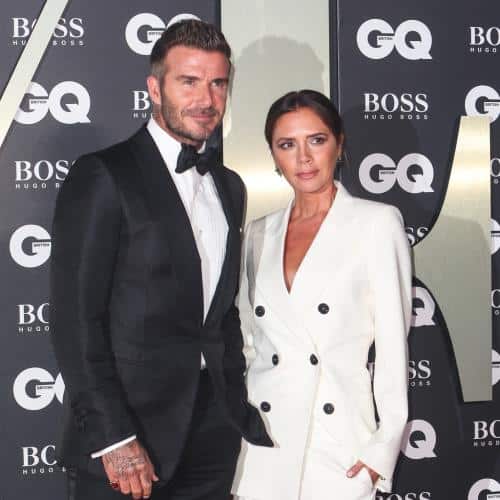David et Victoria Beckham rendent hommage à Giorgio Armani
            

