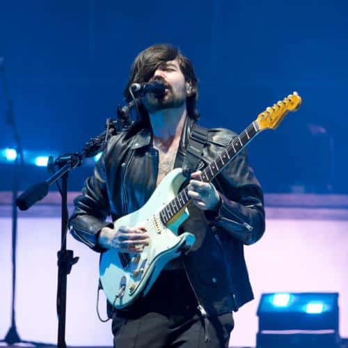 Le nouveau single de Biffy Clyro, c'est avoir une «foi» dans les décisions
            

