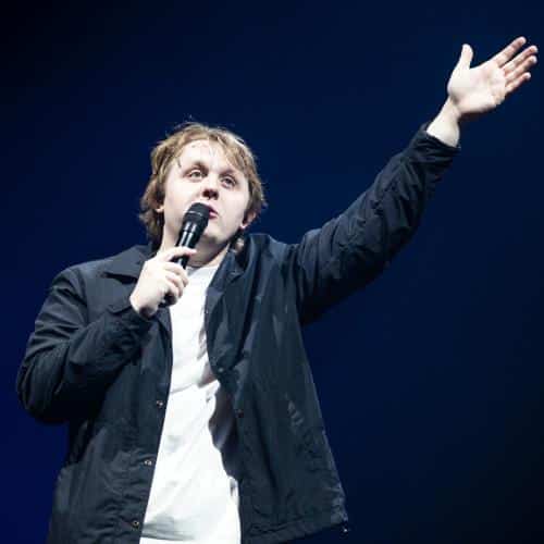 Lewis Capaldi annonce le deuxième spectacle de BST Hyde Park en raison de la `` demande phénoménale ''
            

