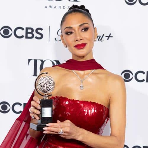 Nicole Scherzinger révèle qu'elle a «combattu» pour se produire à Broadway Bares Charity Event