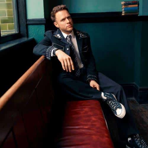 Olly Murs obtient des fous sur le premier goût de son prochain album Knees Up
            

