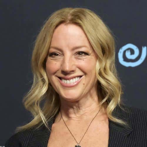 Sarah McLachlan et Jewel annulent les performances lors de la première pour soutenir la liberté d'expression
            

