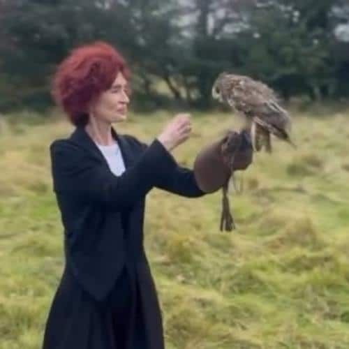 Sharon Osbourne reprend un nouveau passe-temps après la mort d'Ozzy Osbourne
            

