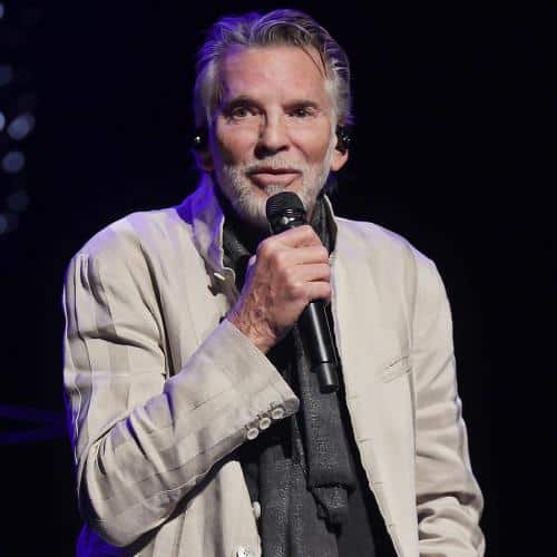 Kenny Loggins dénonce Donald Trump pour avoir utilisé la chanson Danger Zone sur une vidéo d'IA
            

