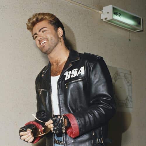 La succession de George Michael n'avait «aucune hésitation» pour accorder la permission de la figure paternelle de Taylor Swift
            


