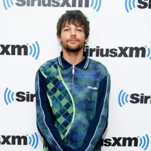 Louis Tomlinson révèle comment le nouvel album solo `` Breezy '' inspiré du Costa Rica
            

