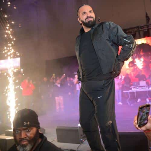 Drake « mourait d'envie de relever un défi » avant ses diffusions en direct sur Iceman
            

