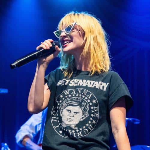Hayley Williams prend des précautions contre les vendeurs de billets pour sa prochaine tournée