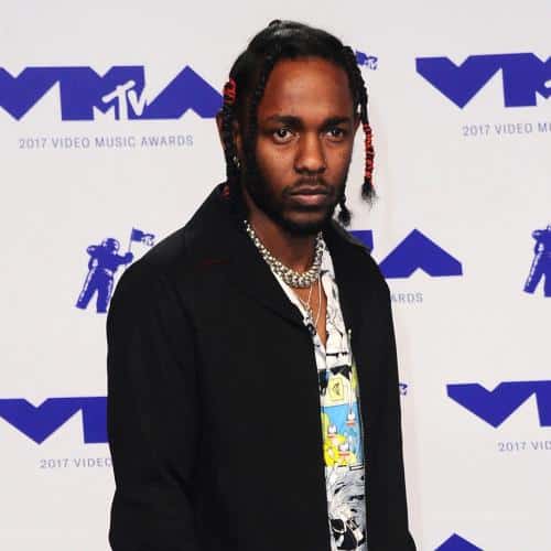 Kendrick Lamar en tête des nominations aux Grammy Awards 2025
            

